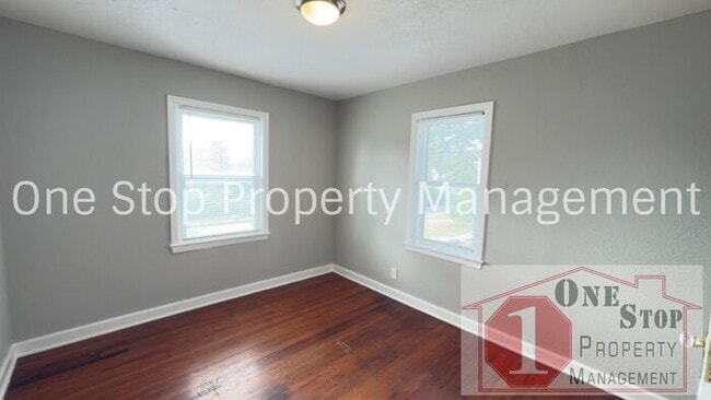 Photo - Beautiful 3 Bedroom 1 Bathroom Home in Kan...