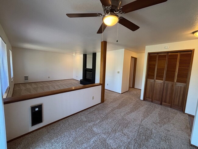 Dining & Living Room - 7214 6th Ave Unidad A