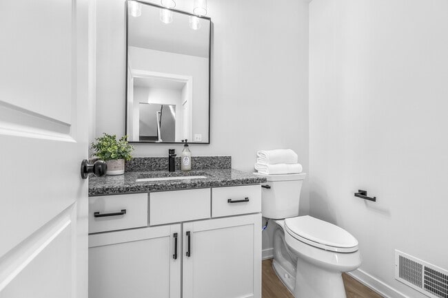 Photo - Cross Road Pines Apartments