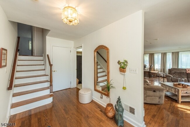 Photo - 123 Smull Ave