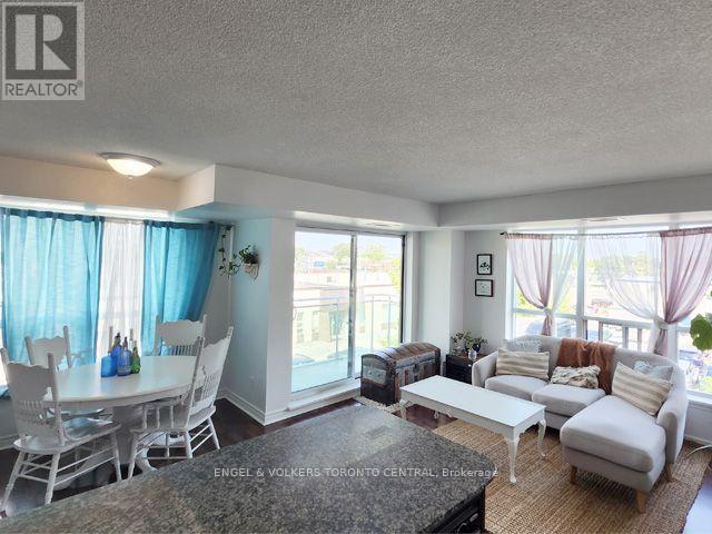 Photo - 60 Fairfax Crescent Unit 330