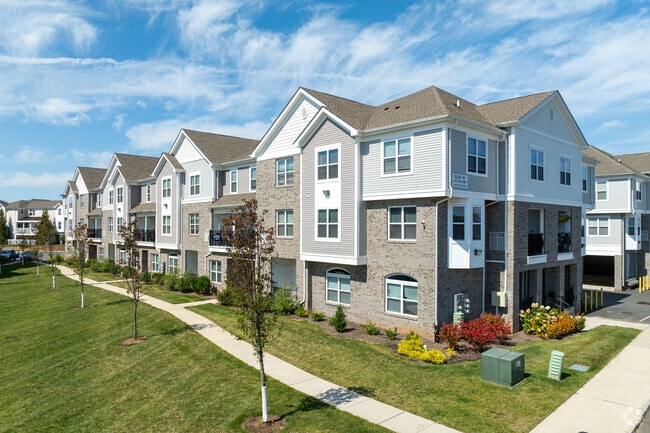 Fotografía del edificio - Harbortown Terrace
