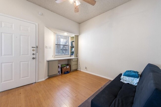 Photo - 2604 Salado St Unit 302