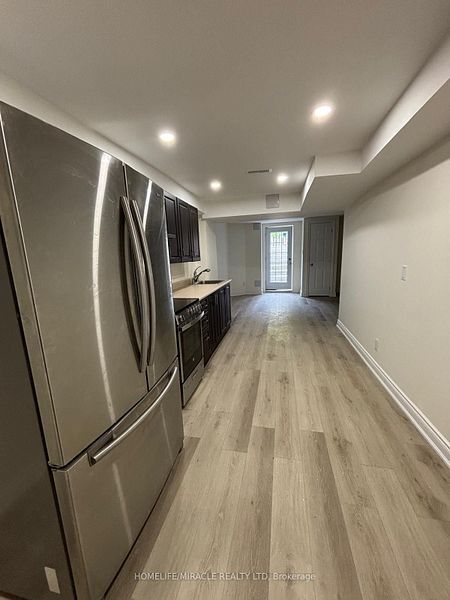 Photo - 5898 Mersey St