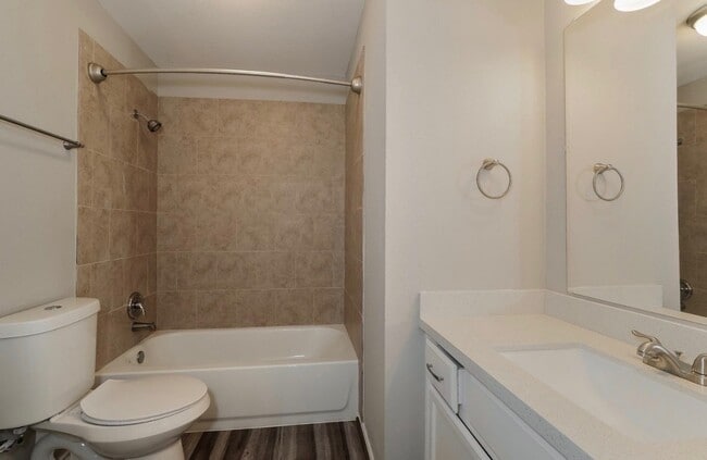 Photo - 6915 Eagle Ridge Dr