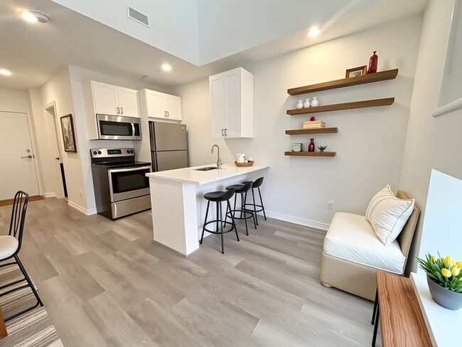 Photo - 16 West Avenue S Unit 104