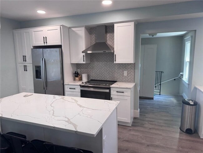 35 Elm St Unit B