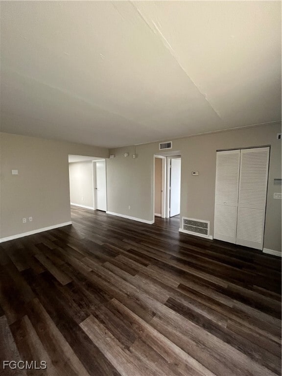 Photo - 3705 Country Club Blvd Unidad _ 3