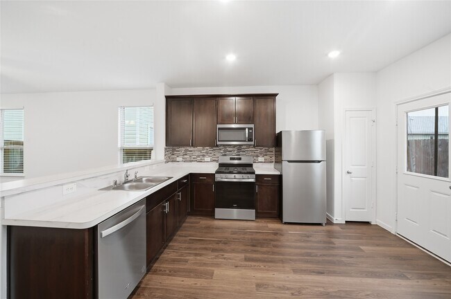 16306 Fontana Ct
