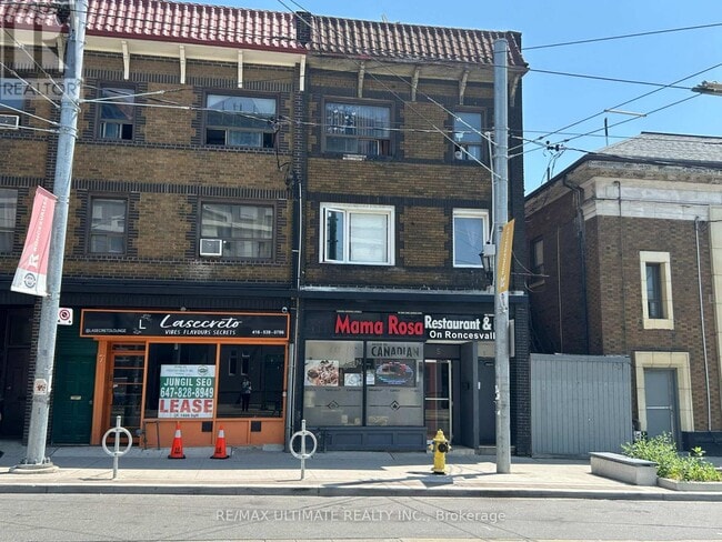 Photo - 5 Roncesvalles Ave