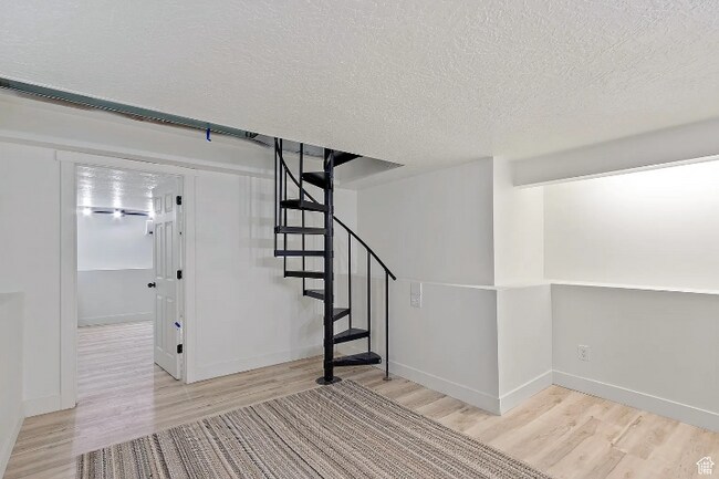 Photo - 208 Ogden Canyon Rd