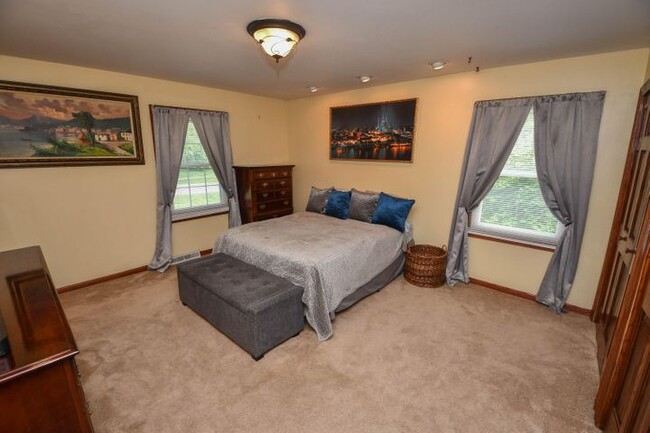 Photo - 17685 W Burleigh Rd