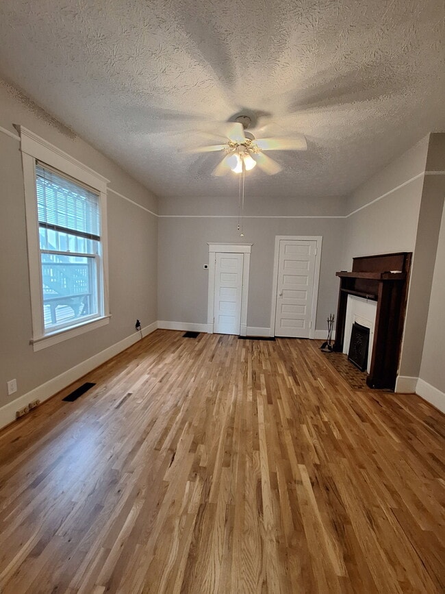 Photo - 852 Monroe Dr NE Unit 2