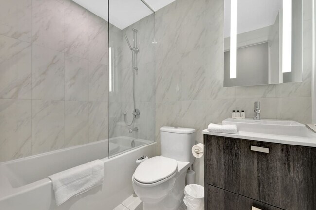 Photo - 470 Front St W Unit SI ID1471497P