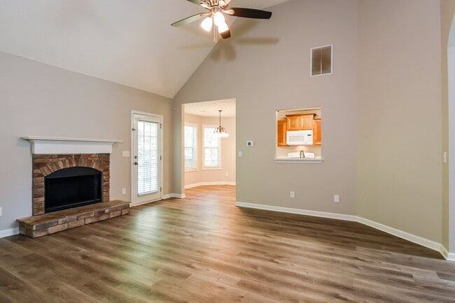 Photo - 20 Autumn Dr