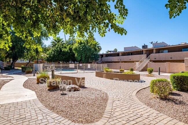 Photo - 810 E Colter St Unidad # 45 Rental