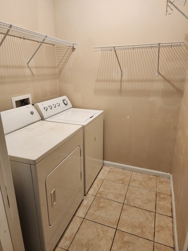 Photo - 785 Oakleaf Plantation Pky Unidad 111