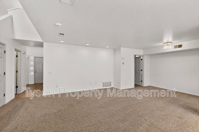 Photo - 1732 Del Cielo Dr NW