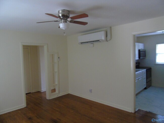 Photo - 128 Walker Ave NE Unidad 7