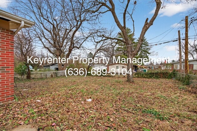 Photo - Updated 3-Bedroom Home with Fenced Yard in Florissant