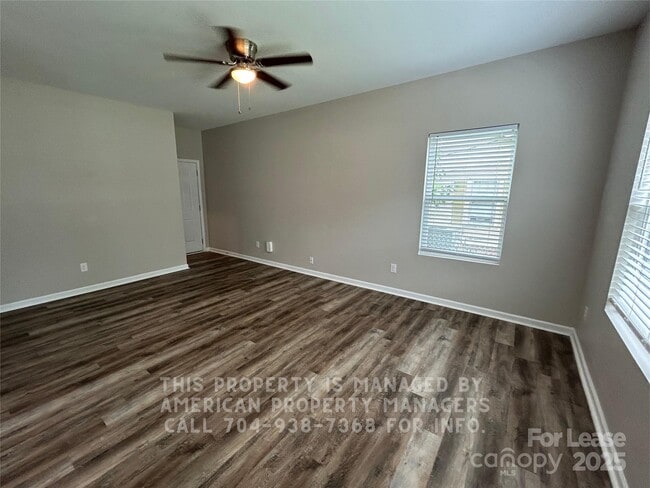 Photo - 905 Klondale Ave