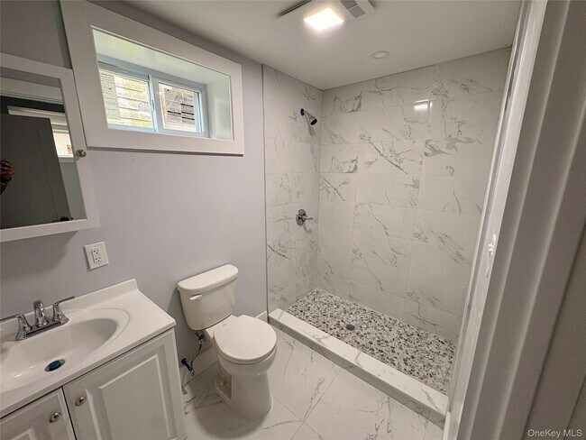 Photo - 23 Belknap Ave