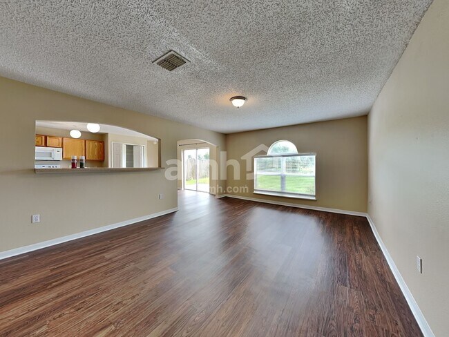 Photo - 11331 Ivy Flower Loop