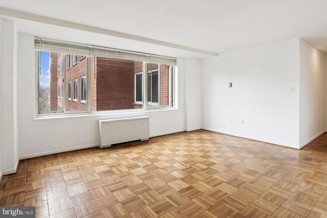 Photo - 4000 Tunlaw Rd NW Unit 619