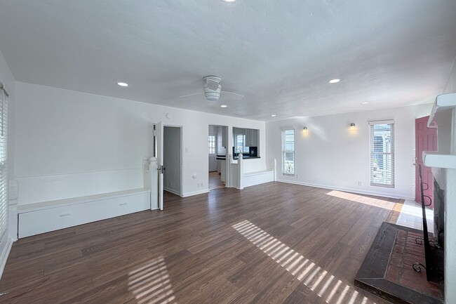 Photo - 117 Van Nuys Ave