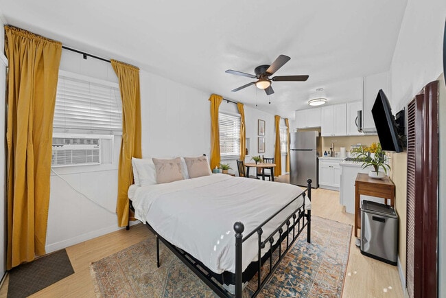 Building Photo - 4503 Bond St Unit ID1302219P Rental