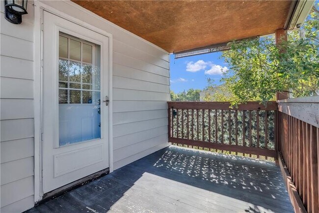 Photo - 1229 McKee Rd