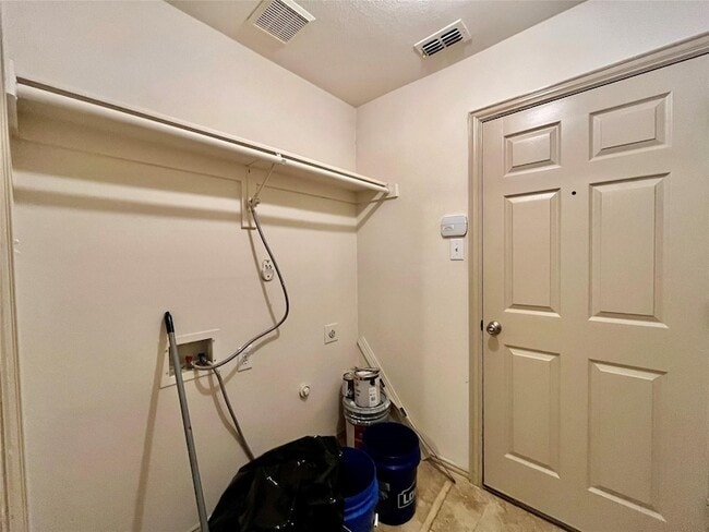 Photo - 1005 Tallahassee Dr