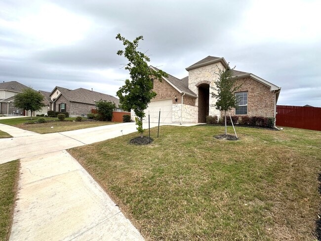 Photo - The larger 3 bedrooms and 2 bathrooms with a bonus Den and Loft spaces for rent in South Austin, ...
