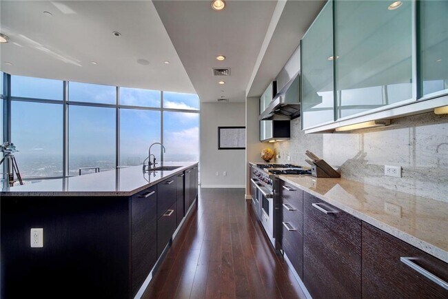 Photo - 200 Congress Ave Unidad 44K