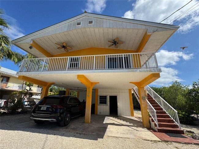 Building Photo - 104 Ocean Shores Dr