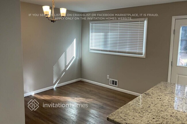 Photo - 2132 Rosewood Rd