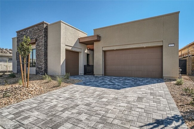 Building Photo - 5024 Terramont Dr