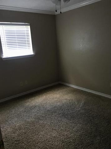 Photo - 739 Knupple Rd