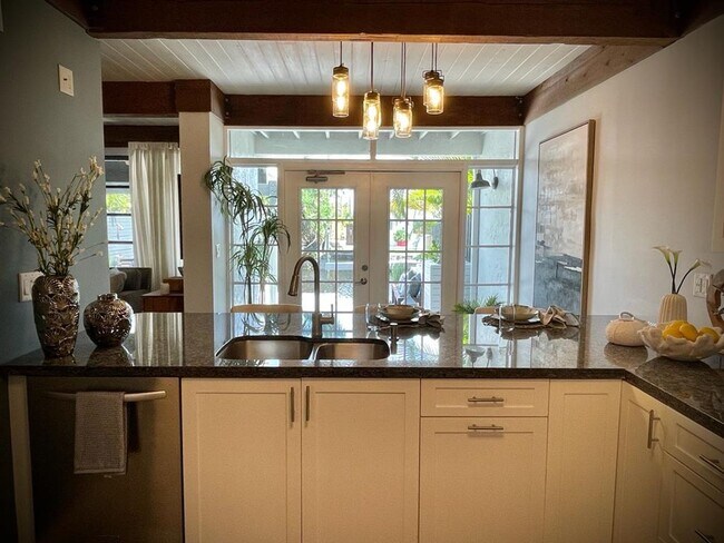 Photo - 605 Kensington Pl