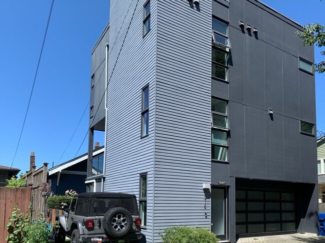 Photo - Queen Anne Home