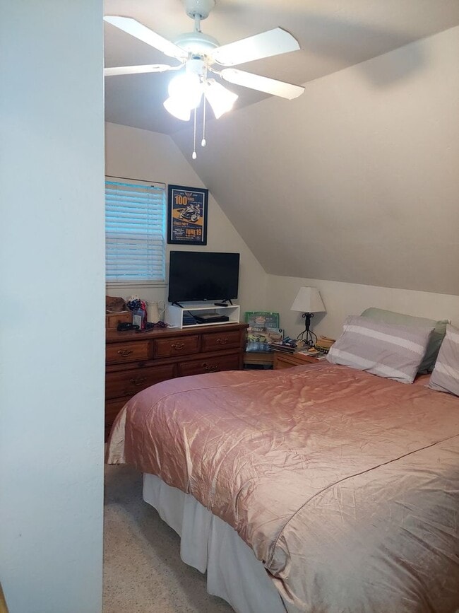 Photo - Spacious home midtown