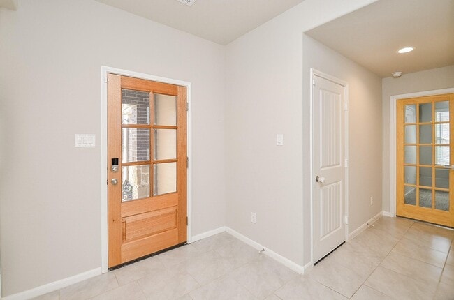 Photo - 29614 Weber Way Ct