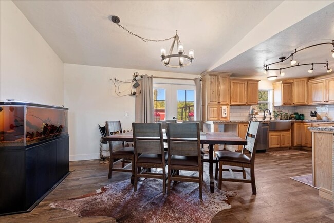 Photo - 15916 Hill Top Cir