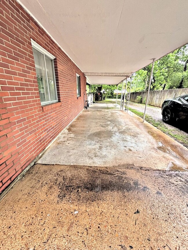 Photo - HOUSE FOR RENT - DECATUR