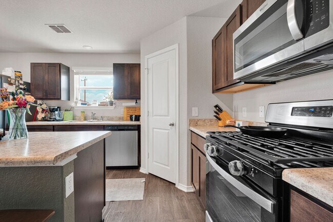 Photo - Charming 4-Bedroom Home in Valley Ranch – Resort-Style Amenities & Prime Location!
