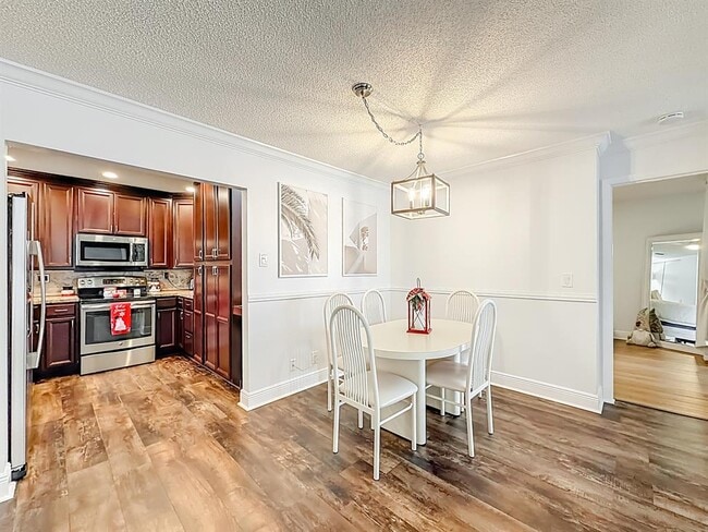 Photo - 2846 Carambola Cir S