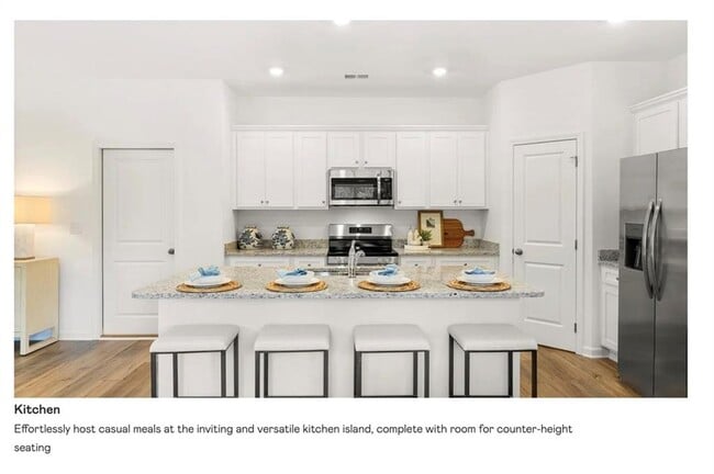 Photo - 137 Saddlebred Wy