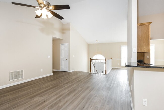 Photo - 4820 Wilkie Way NW