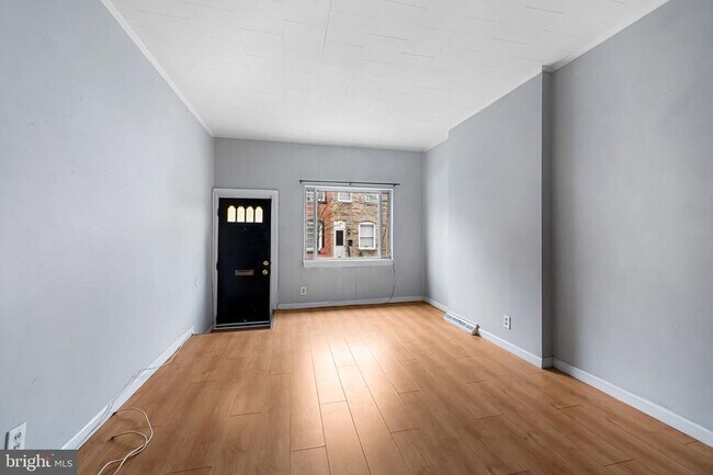 Photo - 113 S Curley St