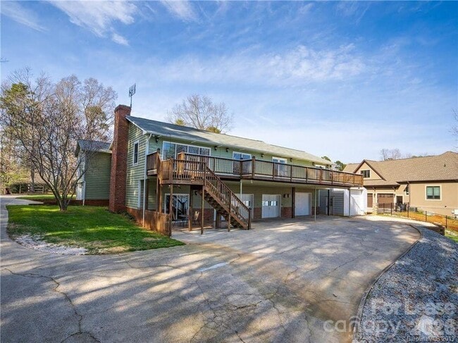 Photo - 8502 Pine Lake Rd